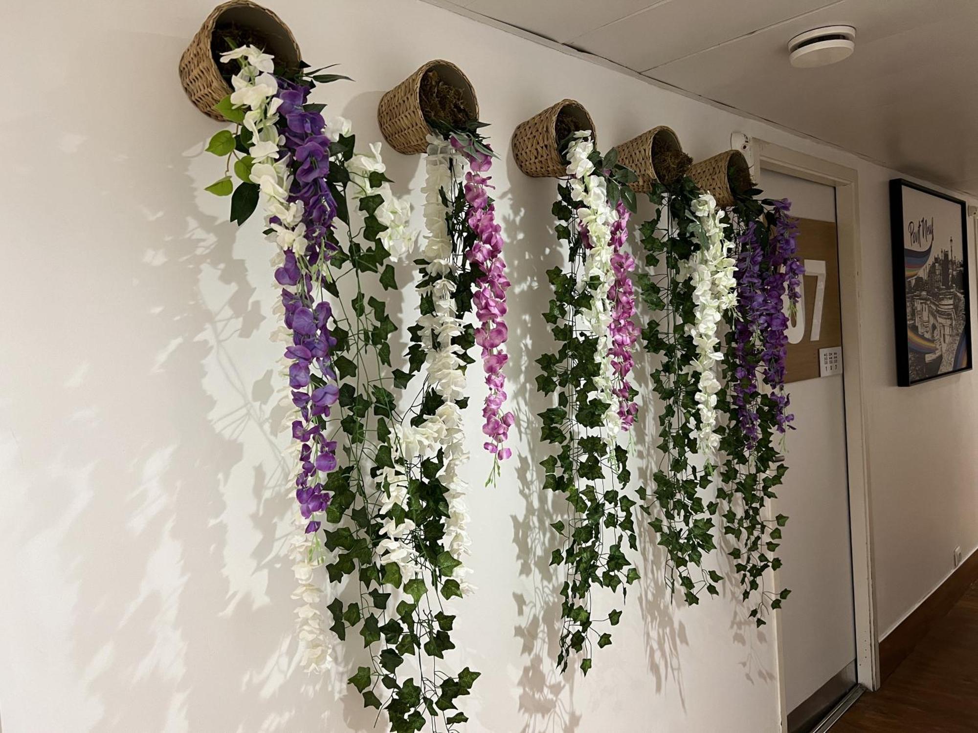 St Christopher's - Canal Paris