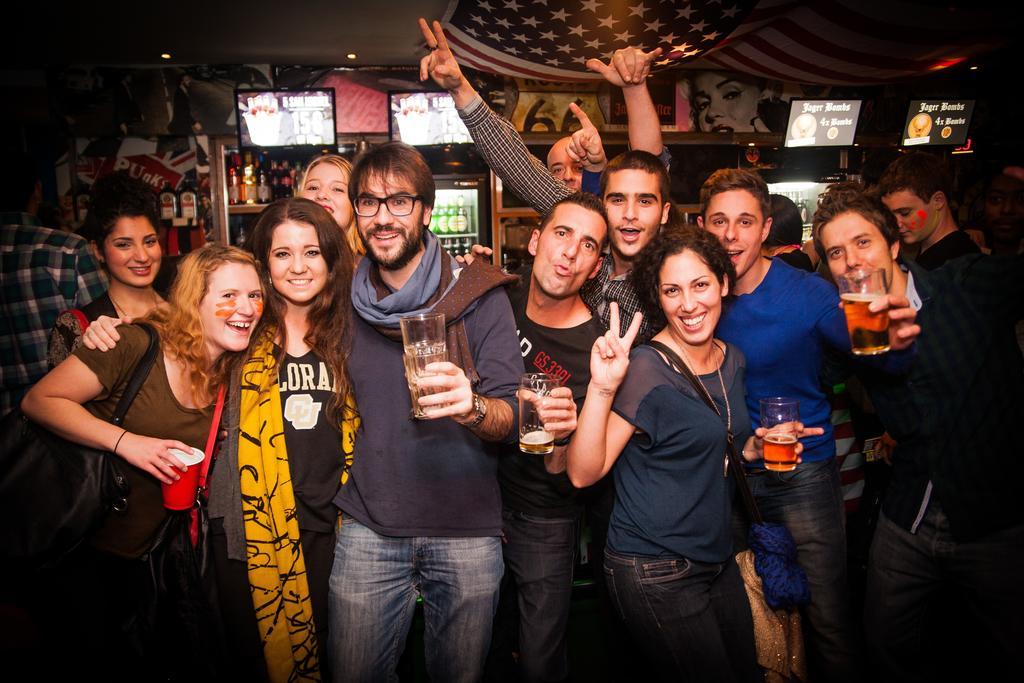 St Christopher's - Canal * Paris